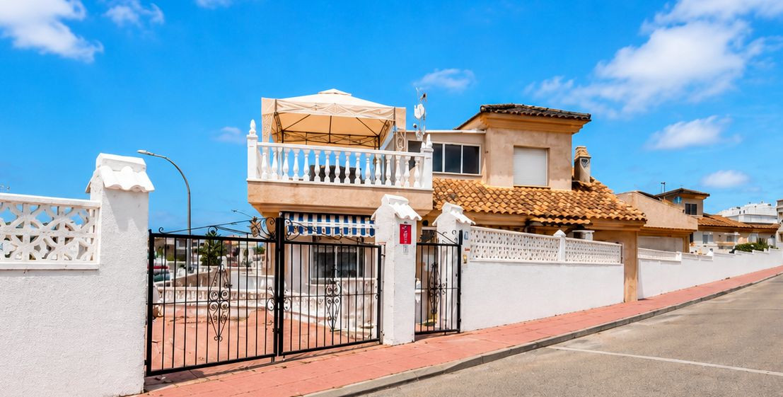 Huis te koop in Ciudad Quesada | 4 slaapkamers H5503255