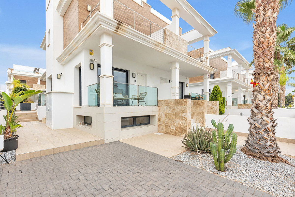 Property main view 40