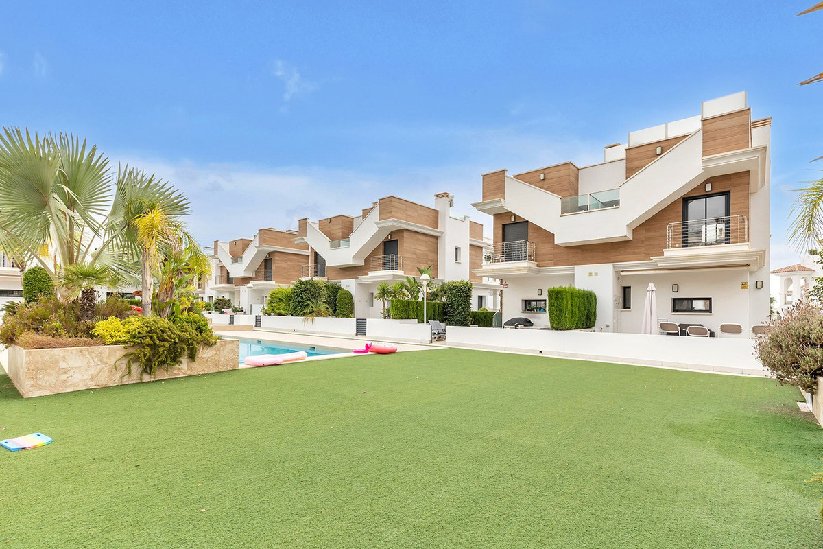 Property main view 44