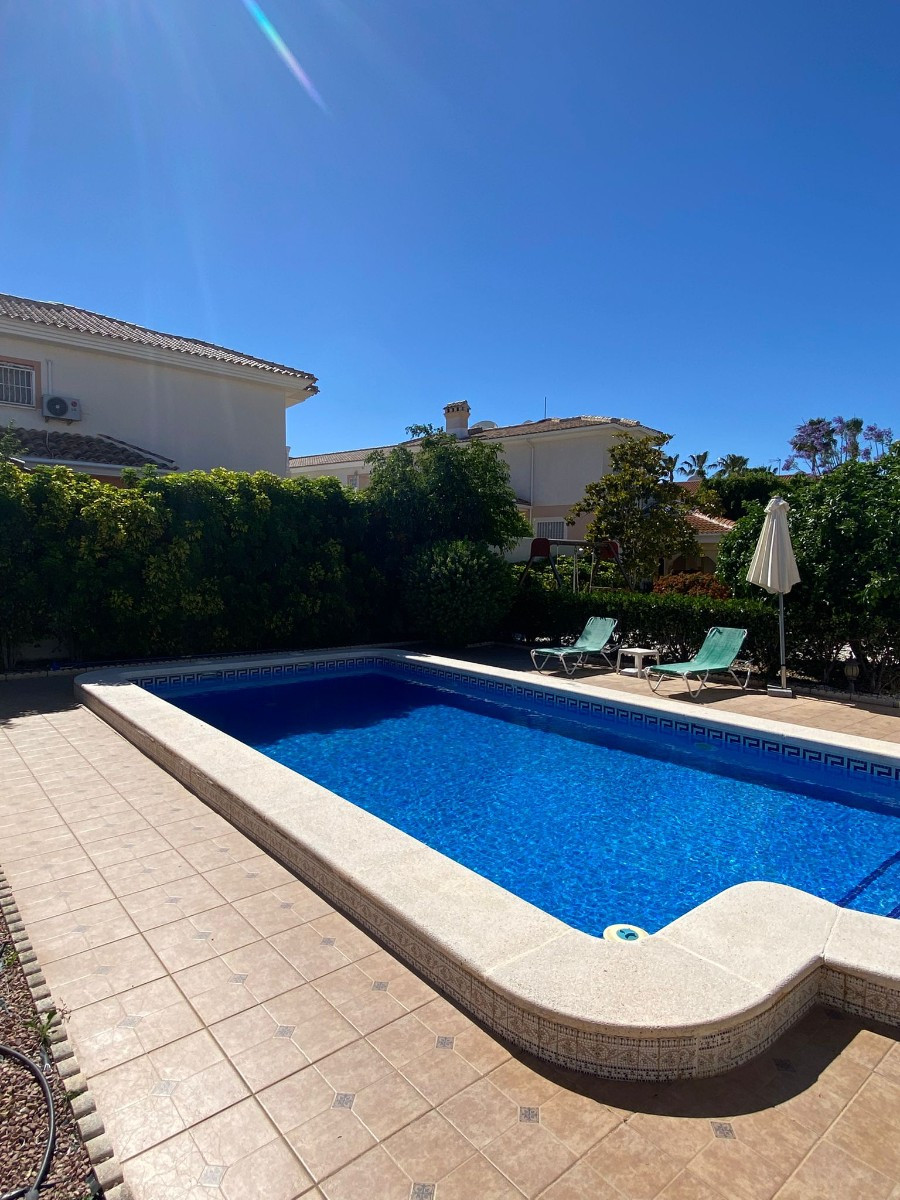 Huis te koop in Ciudad Quesada | 3 slaapkamers H5517160