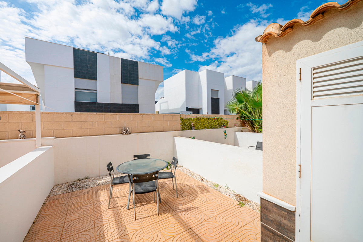 Huis te koop in Ciudad Quesada | 2 slaapkamers H5517175