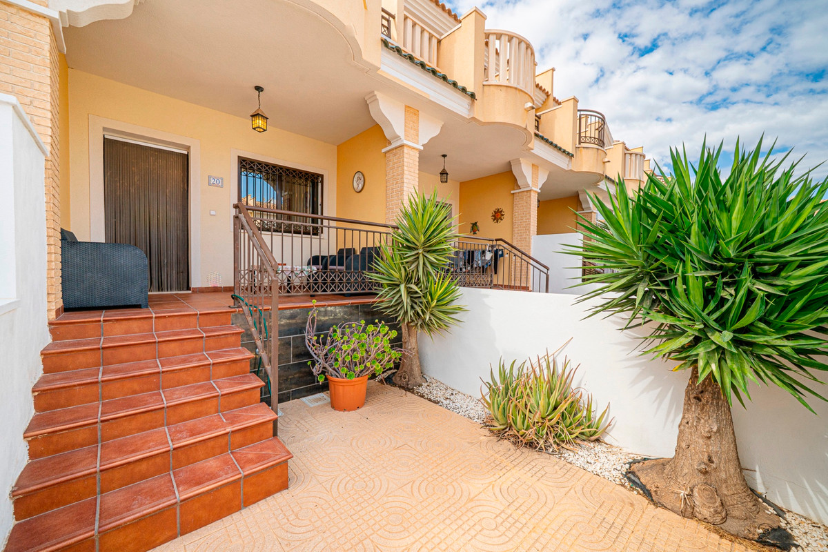 Huis te koop in Ciudad Quesada | 2 slaapkamers H5517175