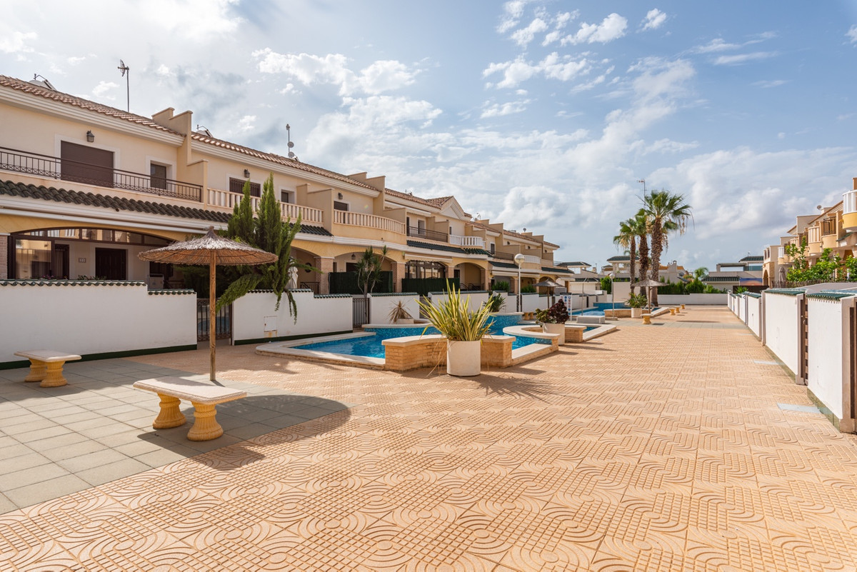 Huis te koop in Ciudad Quesada | 2 slaapkamers H5517175