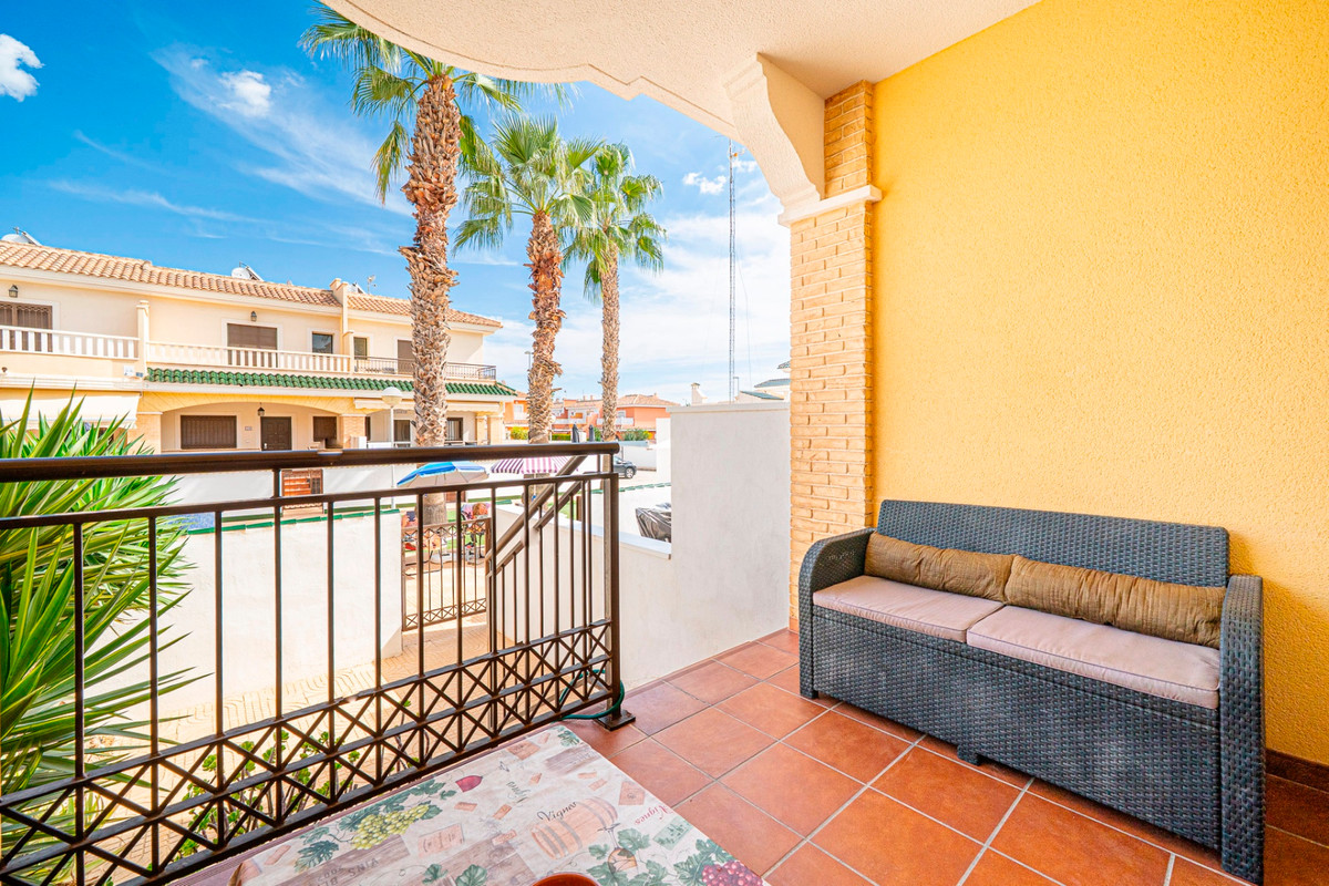 Huis te koop in Ciudad Quesada | 2 slaapkamers H5517175