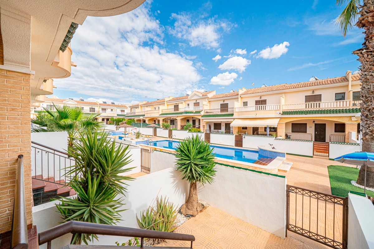 Huis te koop in Ciudad Quesada | 2 slaapkamers H5517175