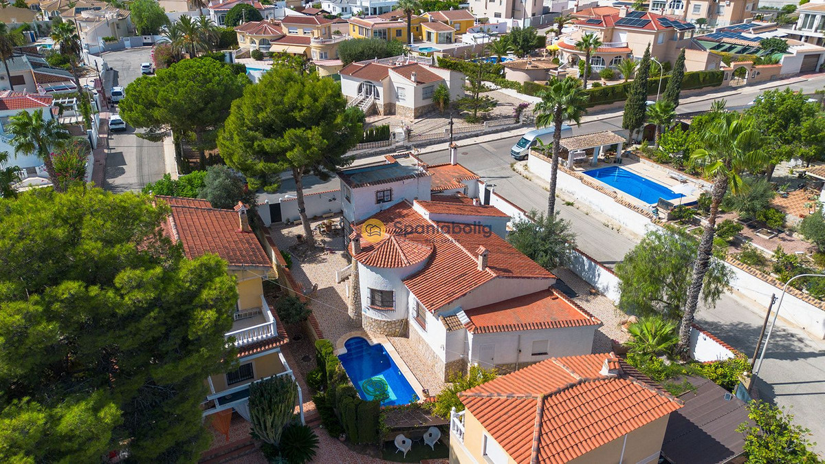 Huis te koop in Ciudad Quesada | 5 slaapkamers H5517598