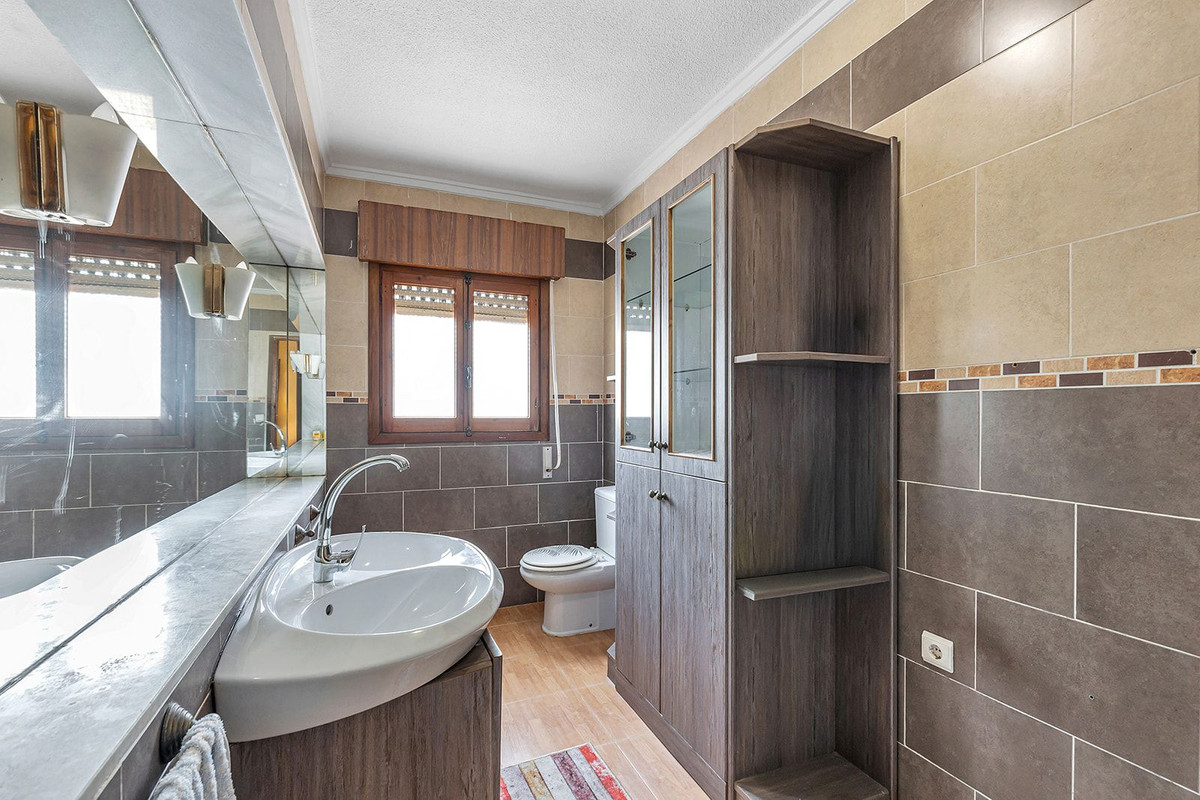 Huis te koop in Ciudad Quesada | 5 slaapkamers H5517598