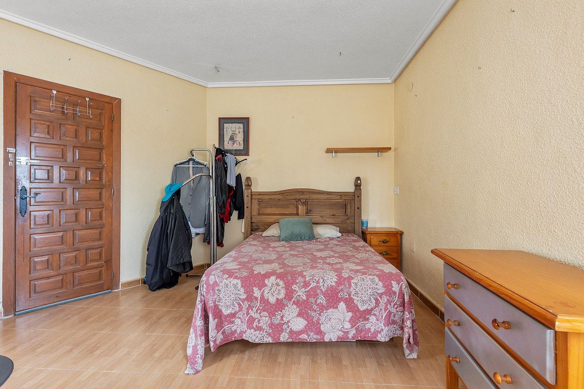 Huis te koop in Ciudad Quesada | 5 slaapkamers H5517598
