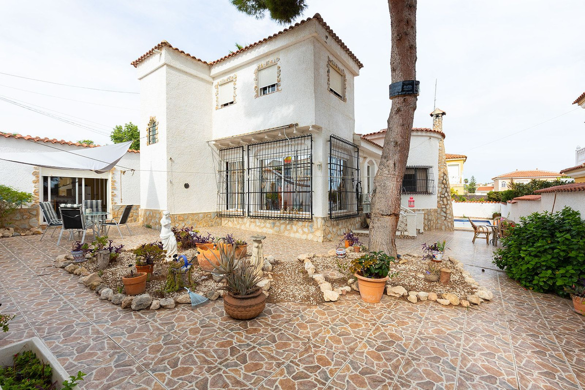 Huis te koop in Ciudad Quesada | 5 slaapkamers H5517598