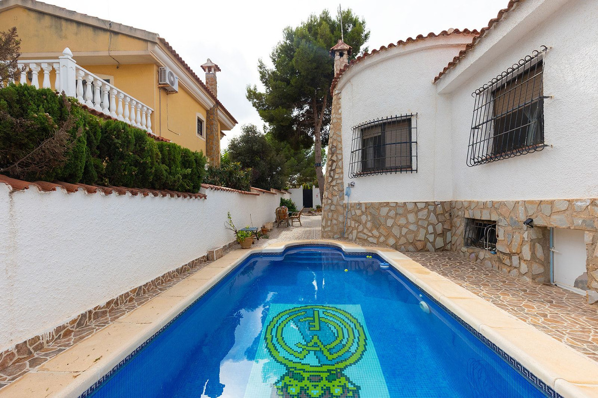 Huis te koop in Ciudad Quesada | 5 slaapkamers H5517598