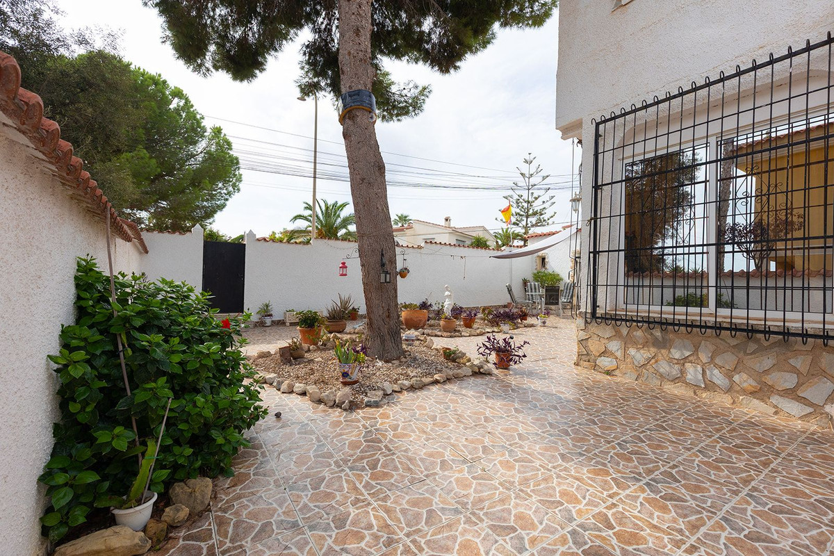 Huis te koop in Ciudad Quesada | 5 slaapkamers H5517598
