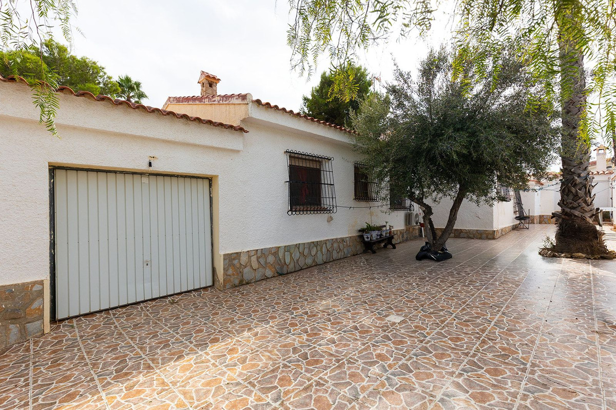 Huis te koop in Ciudad Quesada | 5 slaapkamers H5517598