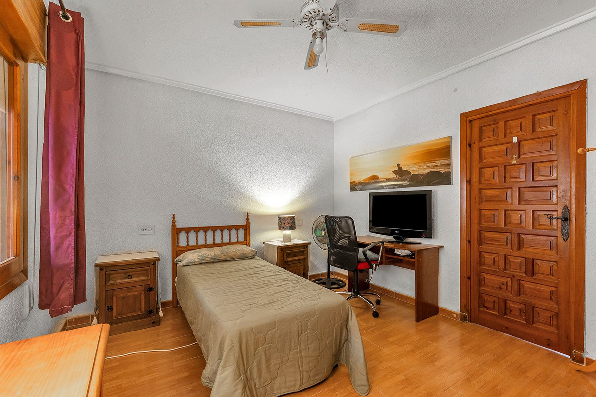 Huis te koop in Ciudad Quesada | 5 slaapkamers H5517598