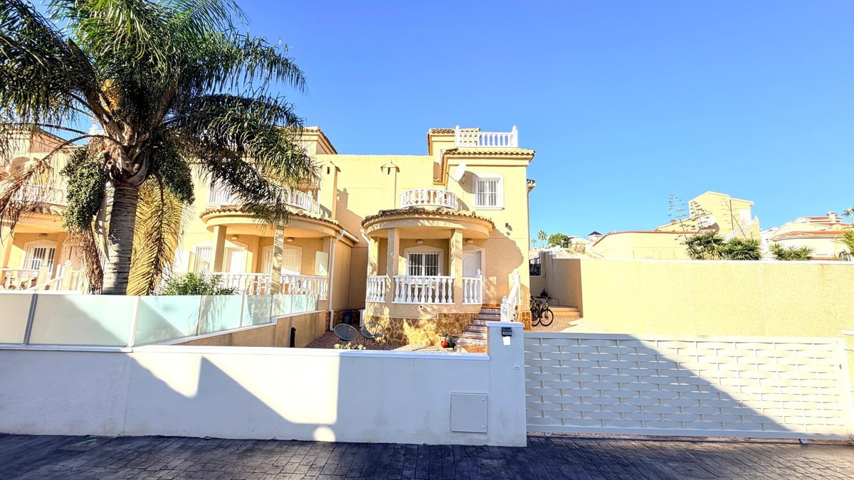 Huis te koop in Ciudad Quesada | 3 slaapkamers H5524423
