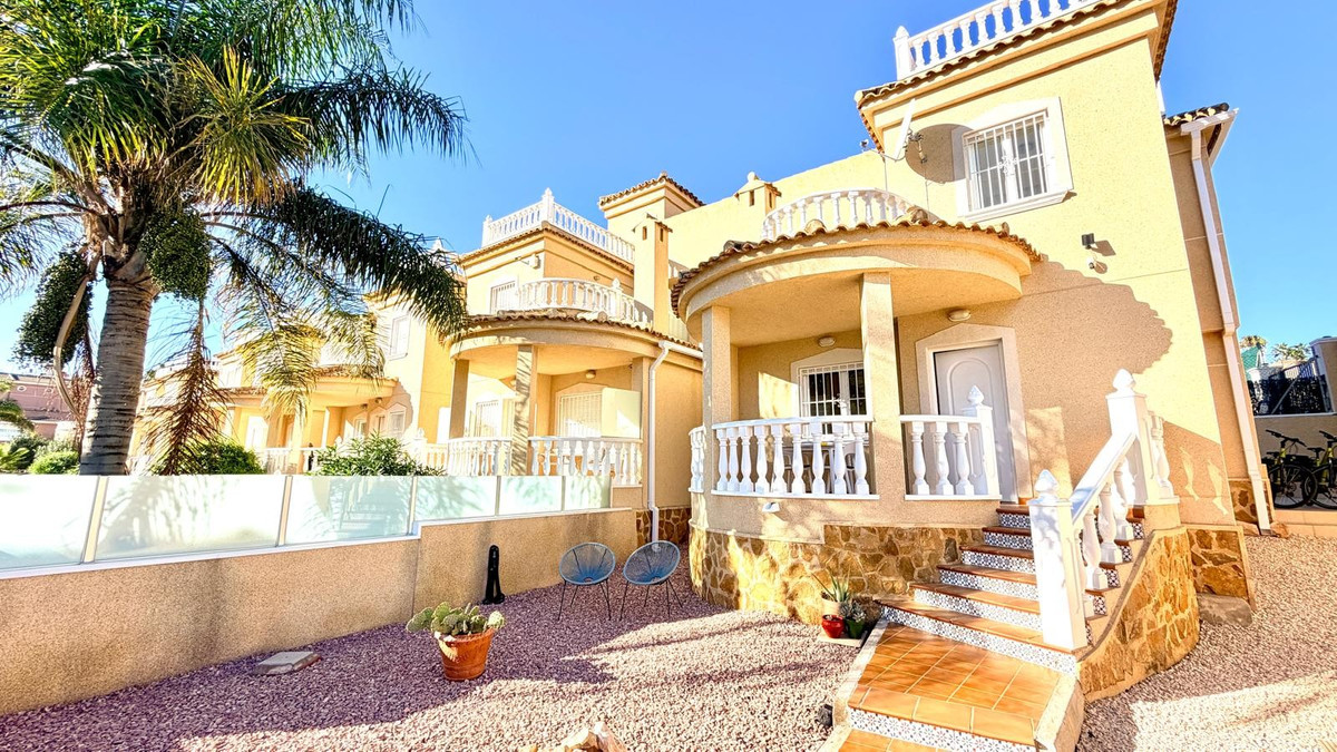 Huis te koop in Ciudad Quesada | 3 slaapkamers H5524423