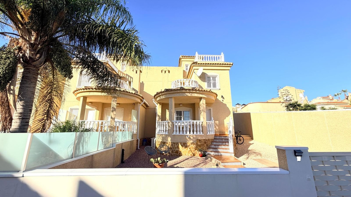 Huis te koop in Ciudad Quesada | 3 slaapkamers H5524423