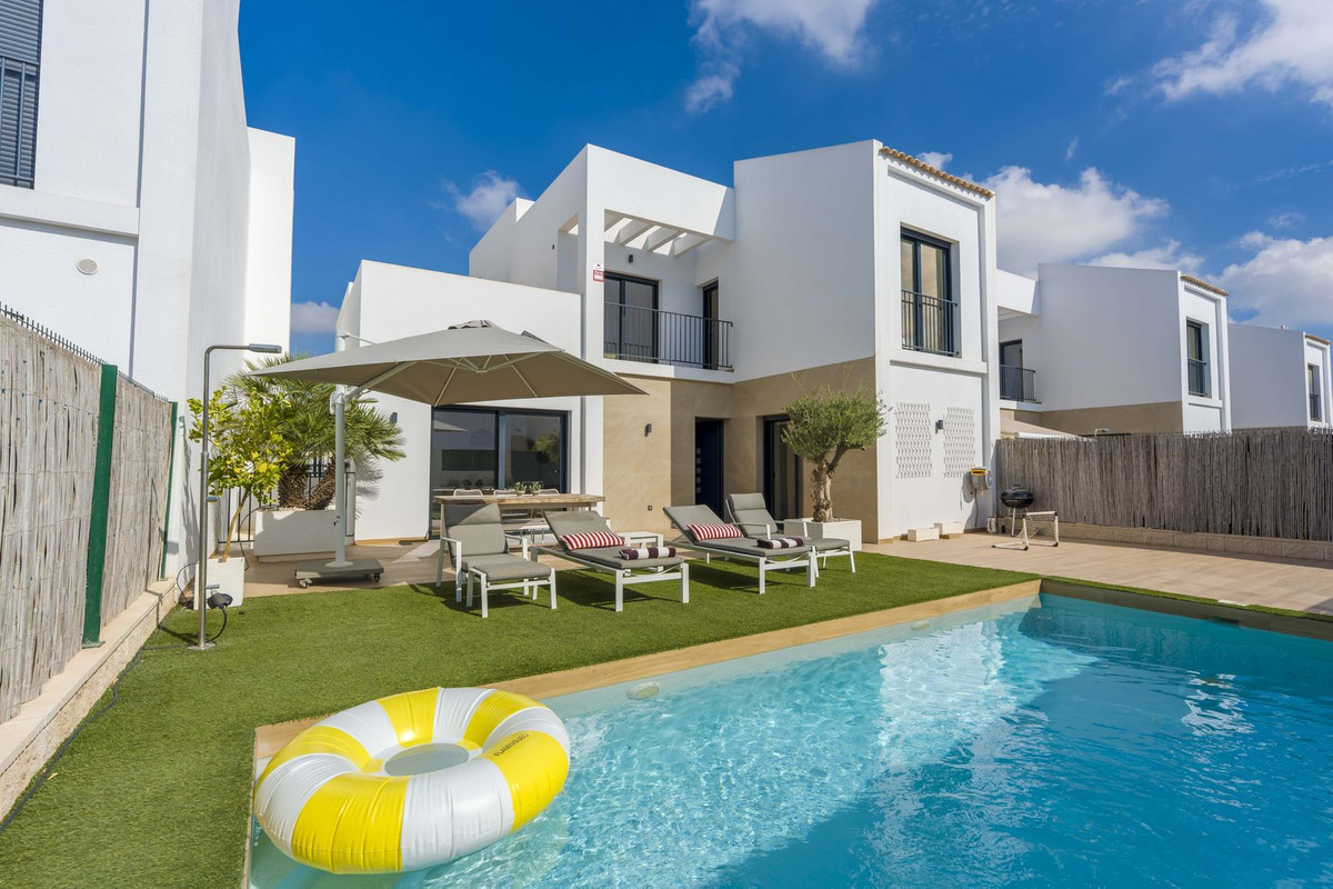 Huis te koop in Ciudad Quesada | 4 slaapkamers H5528251