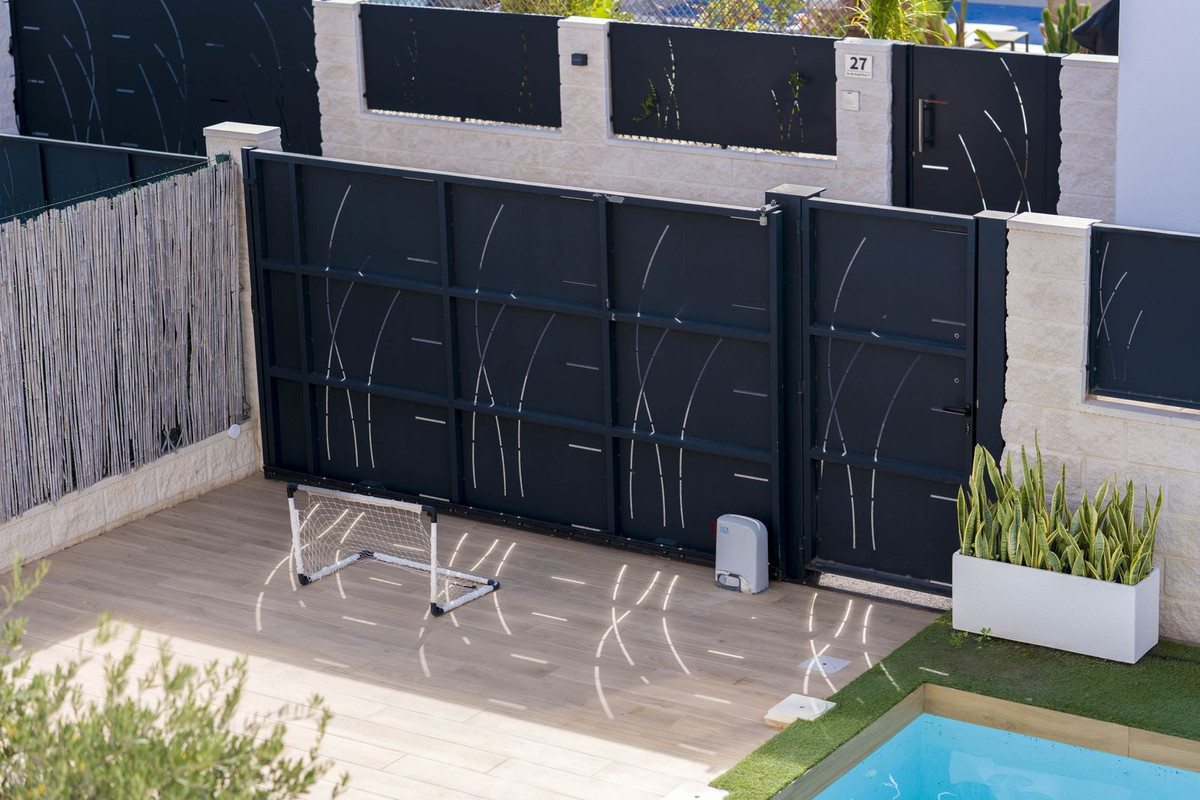 Huis te koop in Ciudad Quesada | 4 slaapkamers H5528251