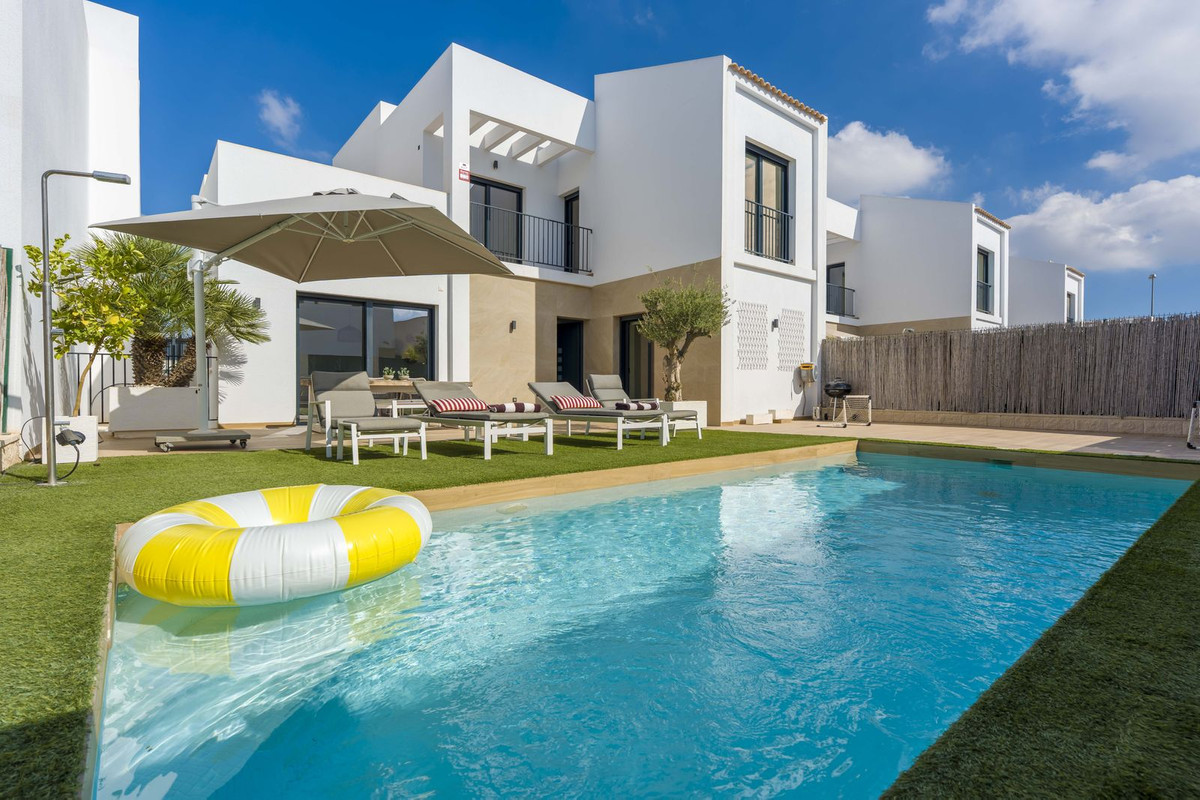 Huis te koop in Ciudad Quesada | 4 slaapkamers H5528251