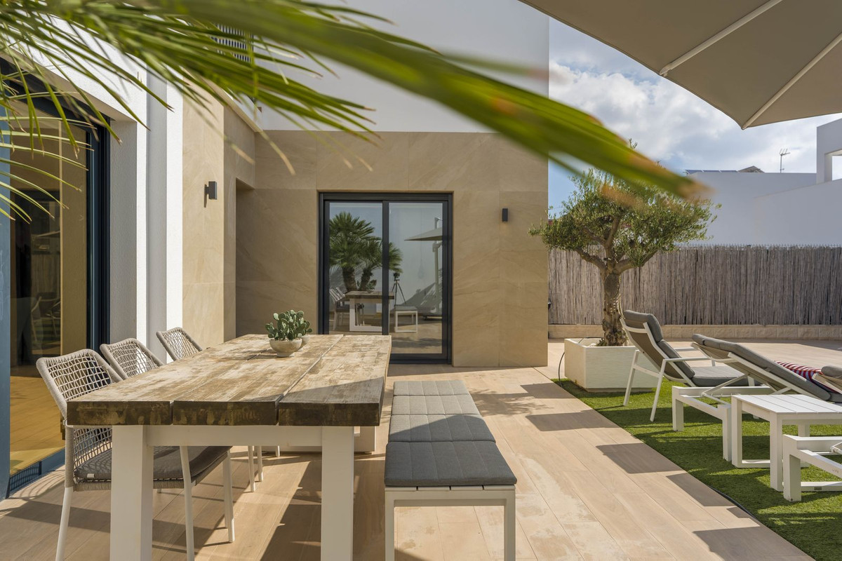 Huis te koop in Ciudad Quesada | 4 slaapkamers H5528251