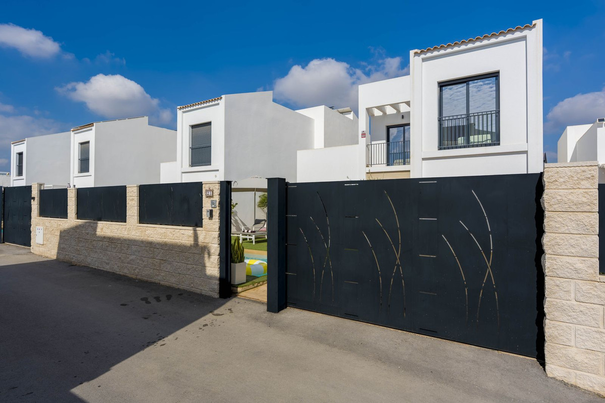Huis te koop in Ciudad Quesada | 4 slaapkamers H5528251