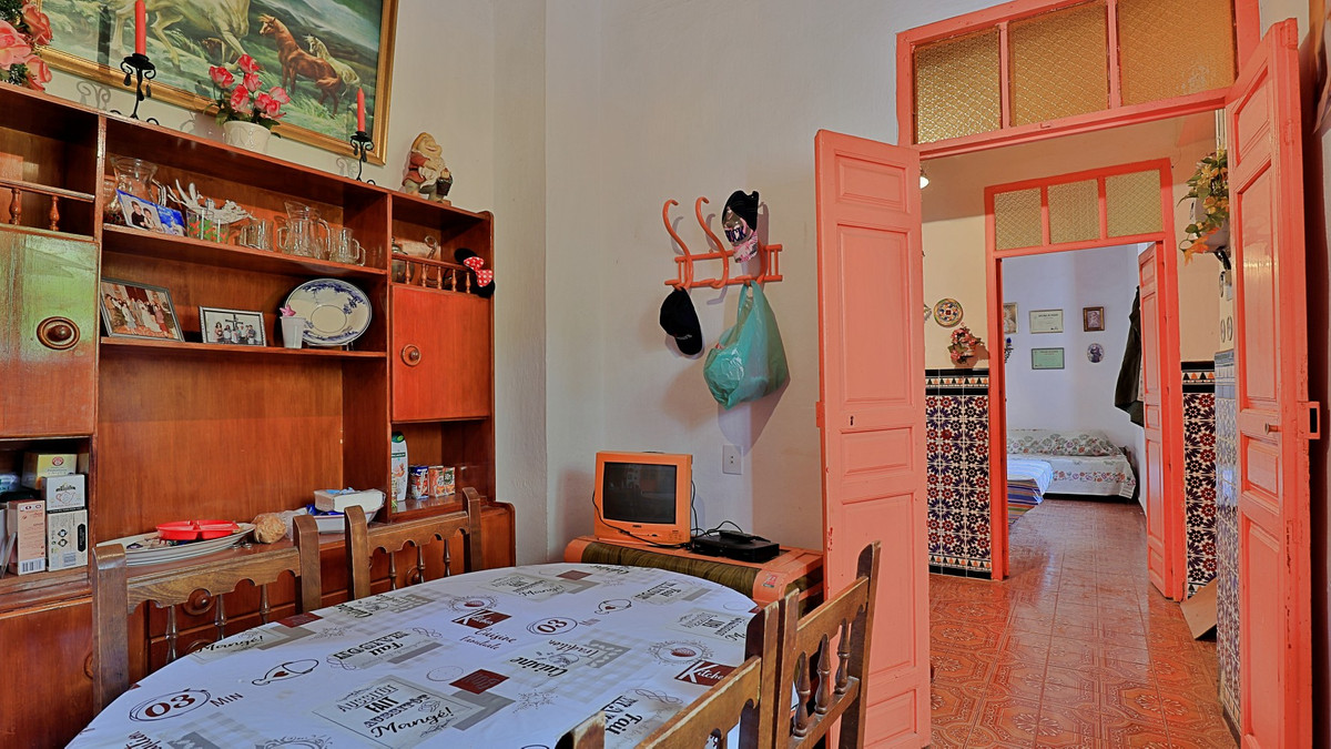 Vrijstaande Villa te koop in Árchez | 3 slaapkamers H4194874