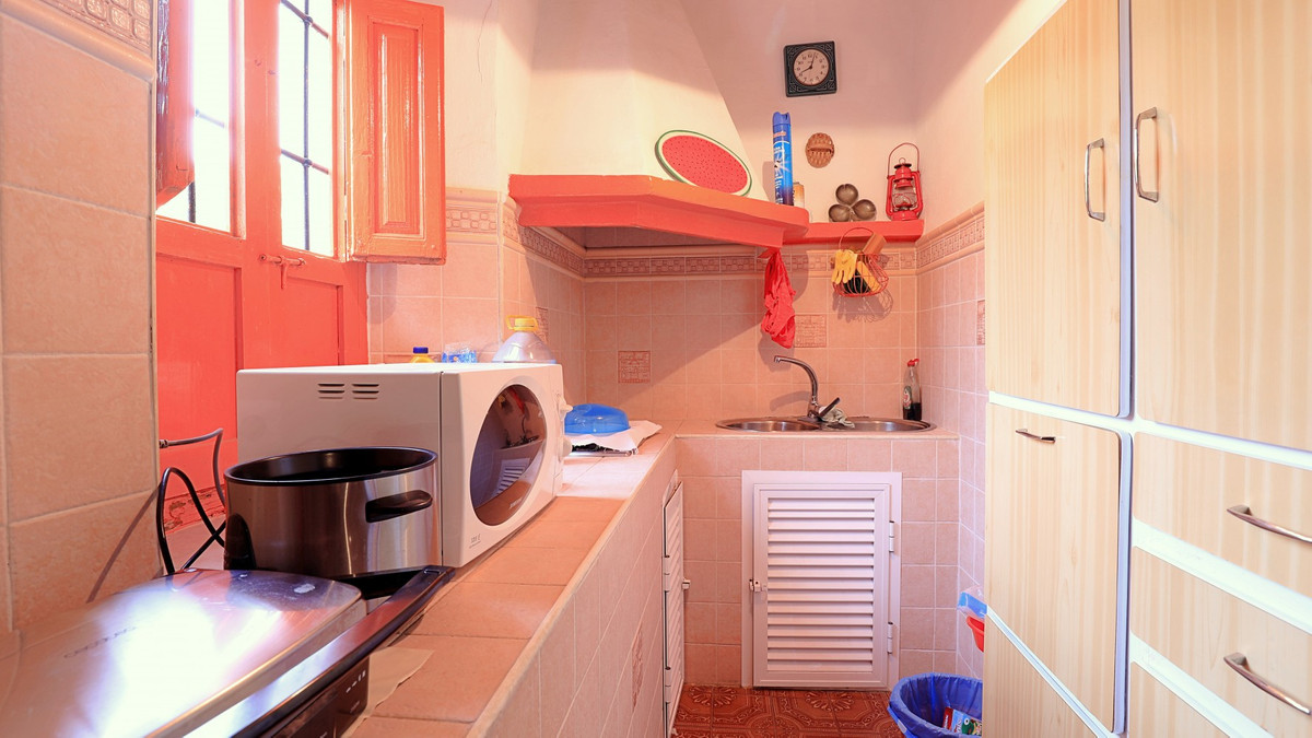 Vrijstaande Villa te koop in Árchez | 3 slaapkamers H4194874