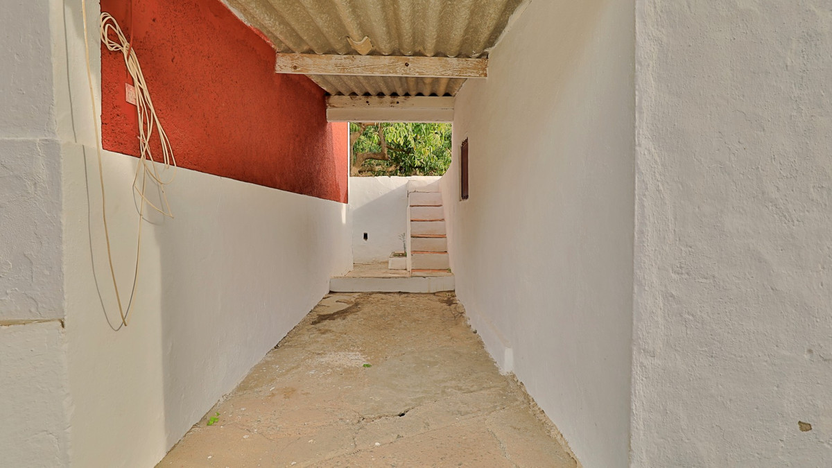 Vrijstaande Villa te koop in Árchez | 3 slaapkamers H4194874