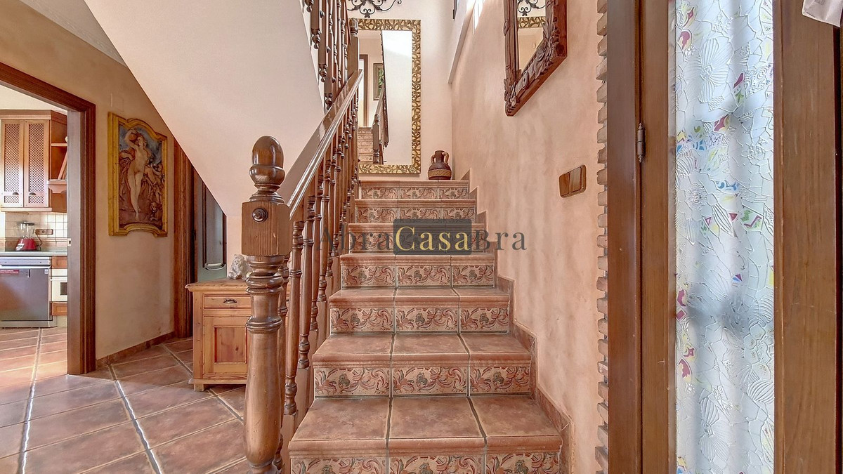 Huis te koop in Cómpeta | 4 slaapkamers H4773187