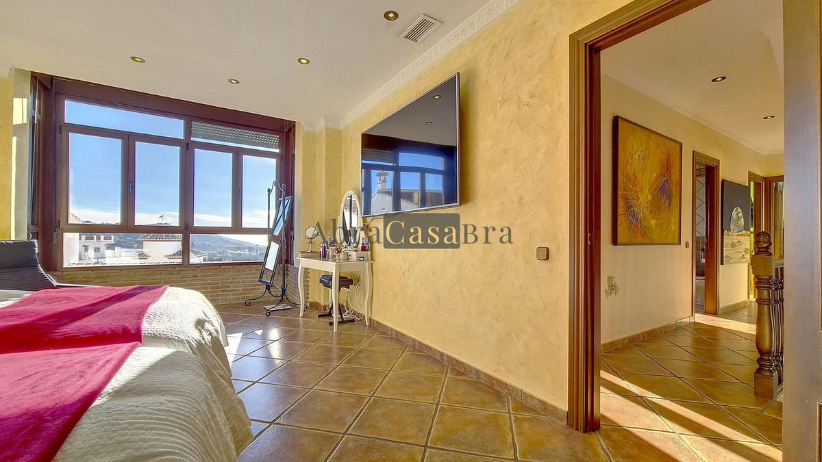 Huis te koop in Cómpeta | 4 slaapkamers H4773187