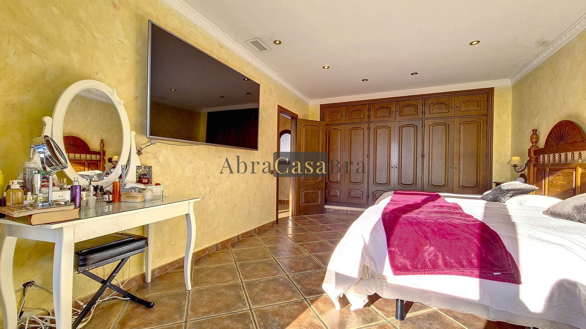Huis te koop in Cómpeta | 4 slaapkamers H4773187