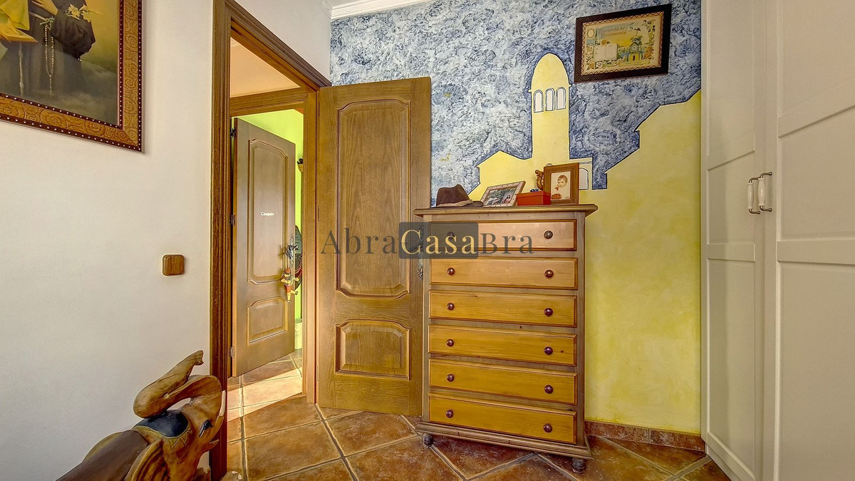Huis te koop in Cómpeta | 4 slaapkamers H4773187