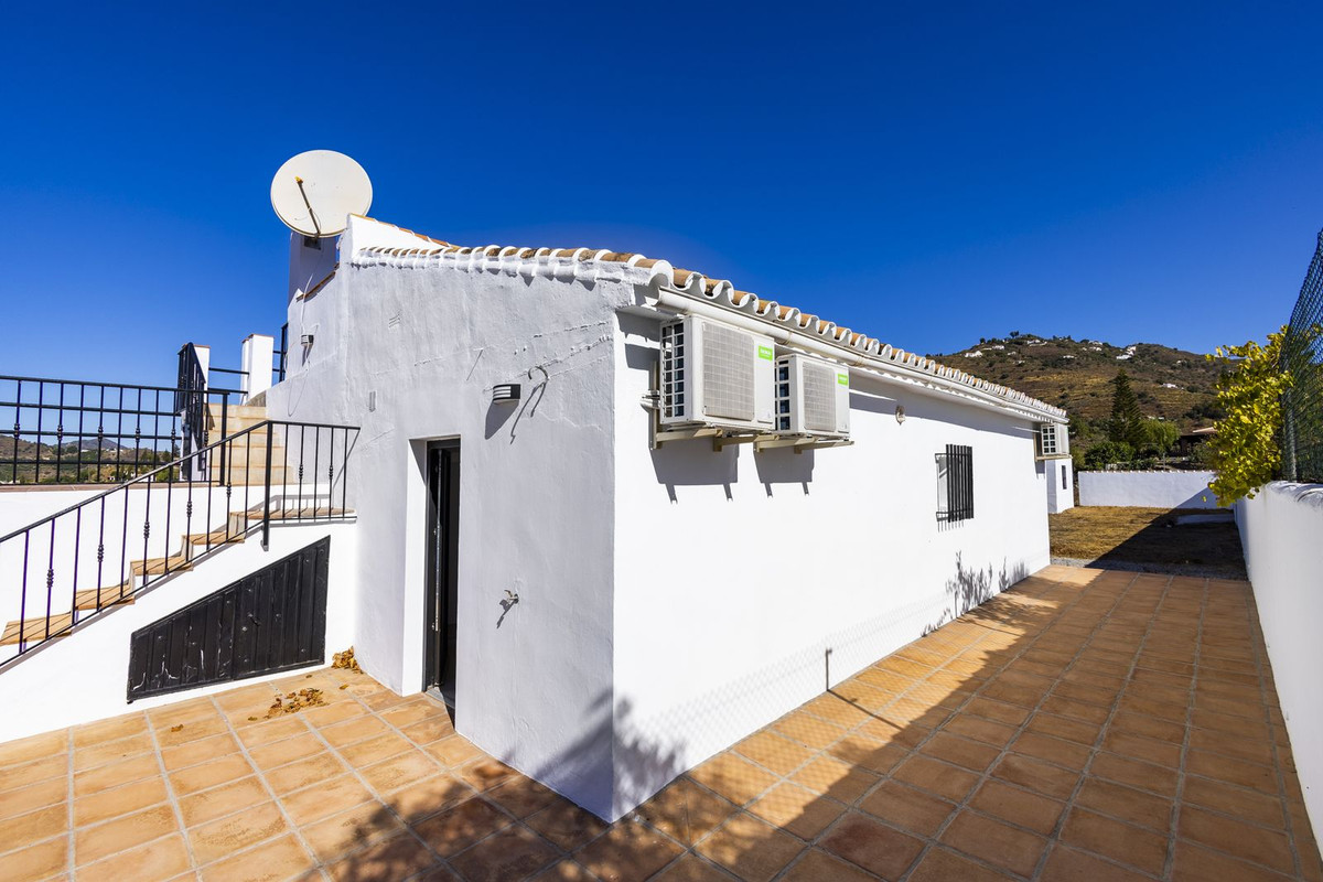 Finca - Cortijo in Cómpeta-8