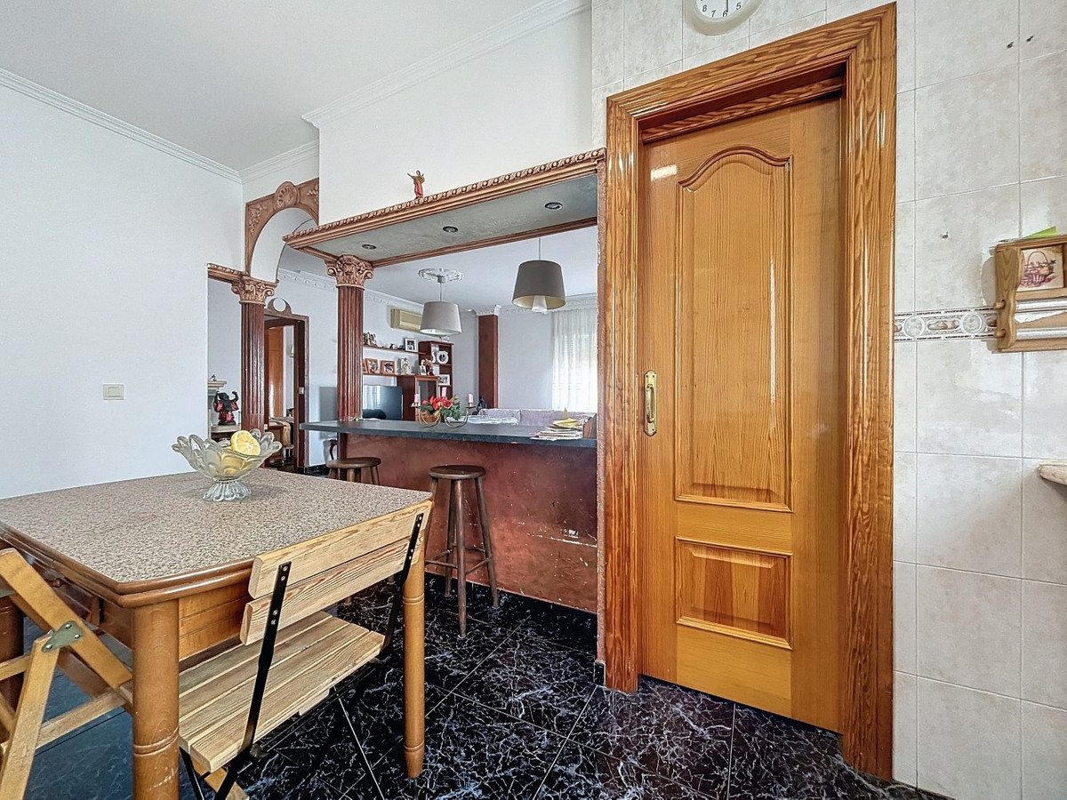 Semi-Vrijstaande Villa in Cómpeta-12