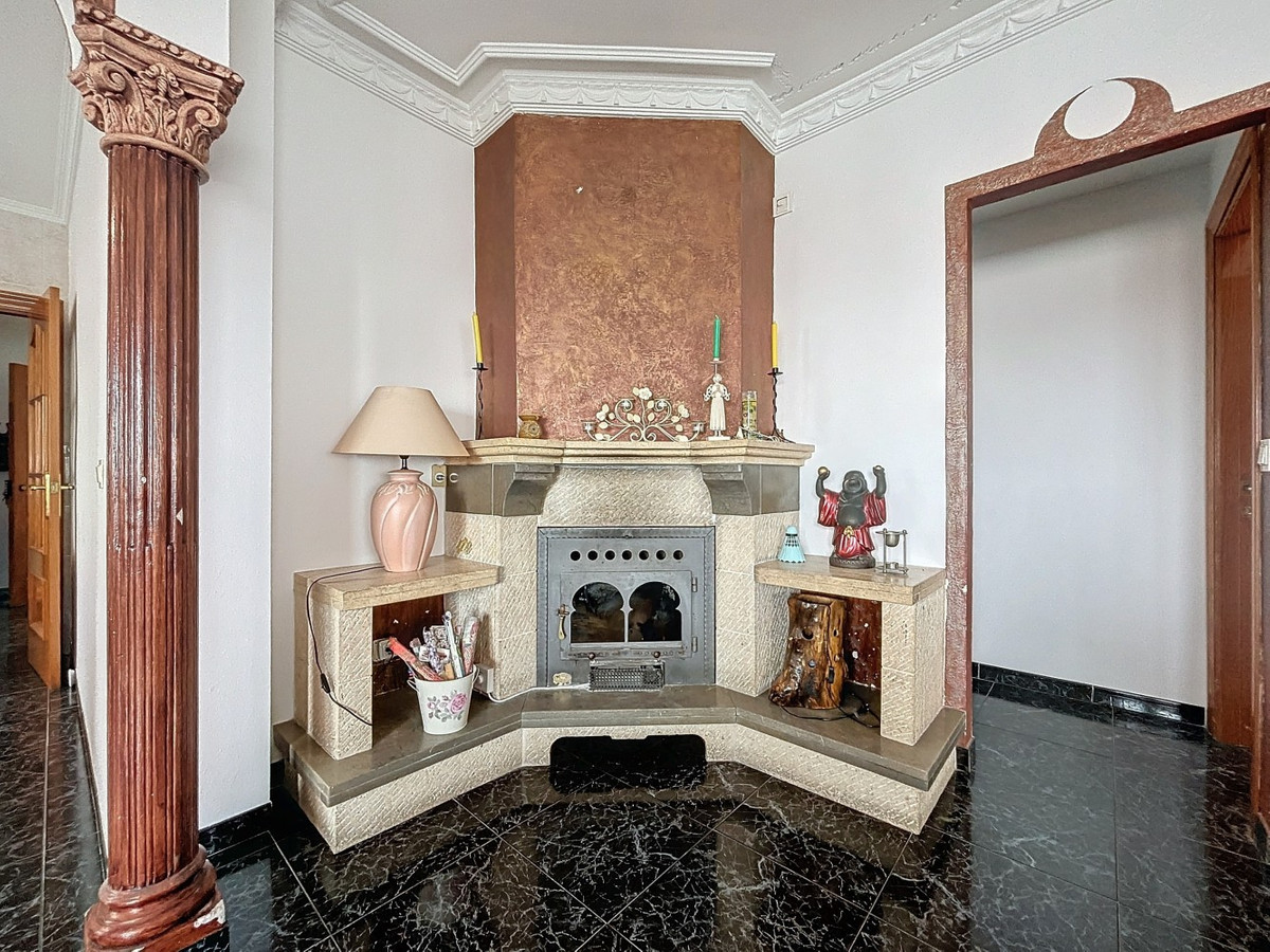 Semi-Vrijstaande Villa in Cómpeta-14