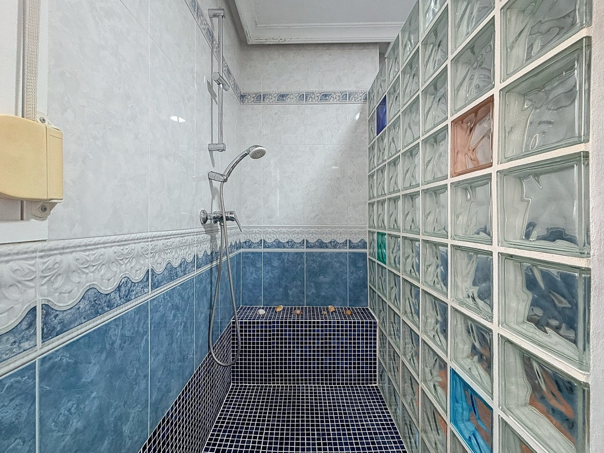 Semi-Vrijstaande Villa in Cómpeta-23