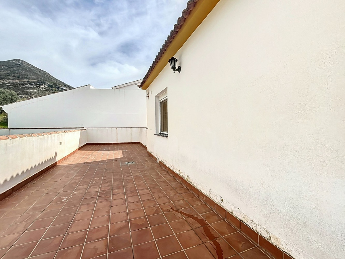 Semi-Vrijstaande Villa in Cómpeta-40