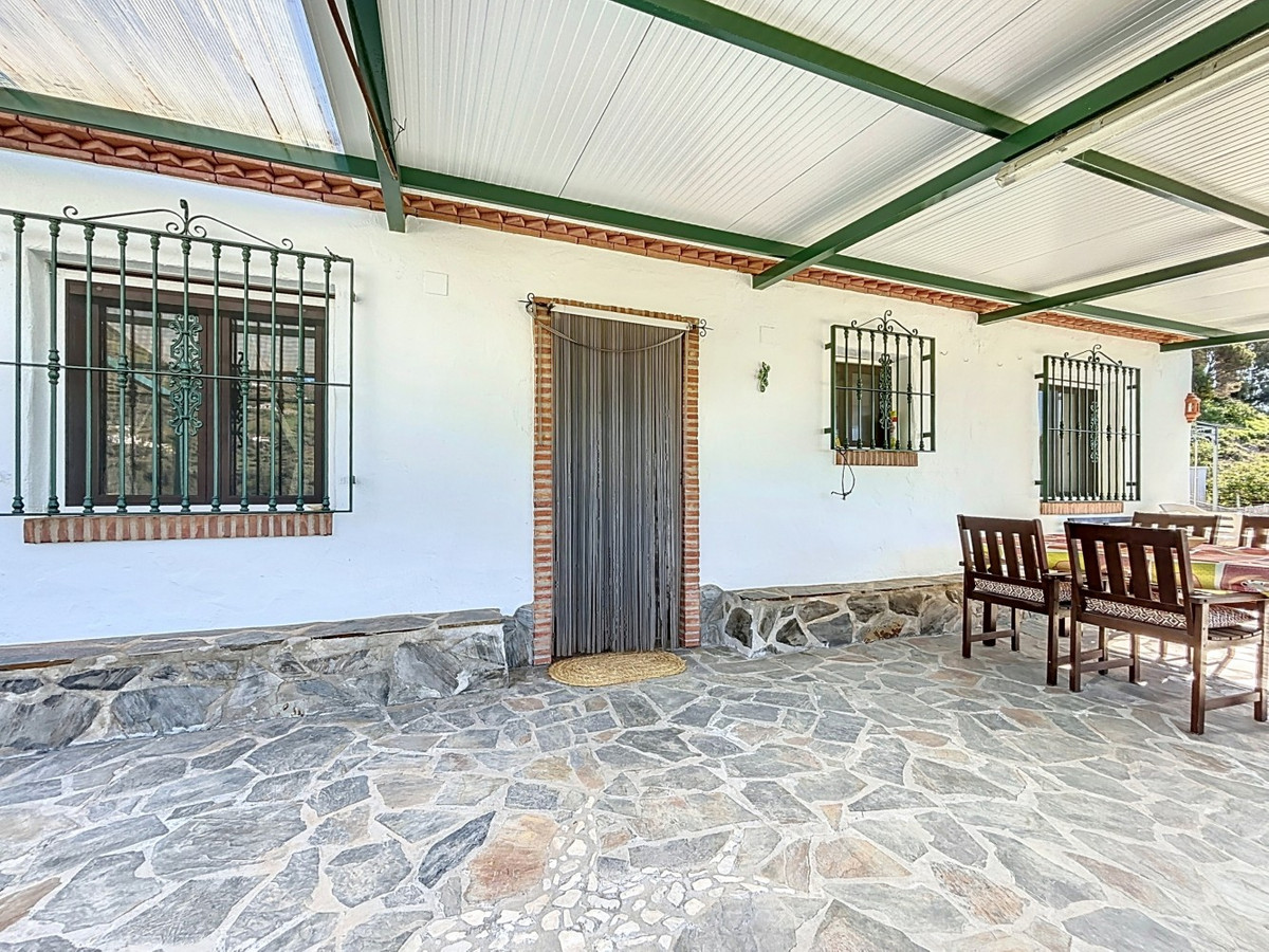 Semi-Vrijstaande Villa in Cómpeta-3