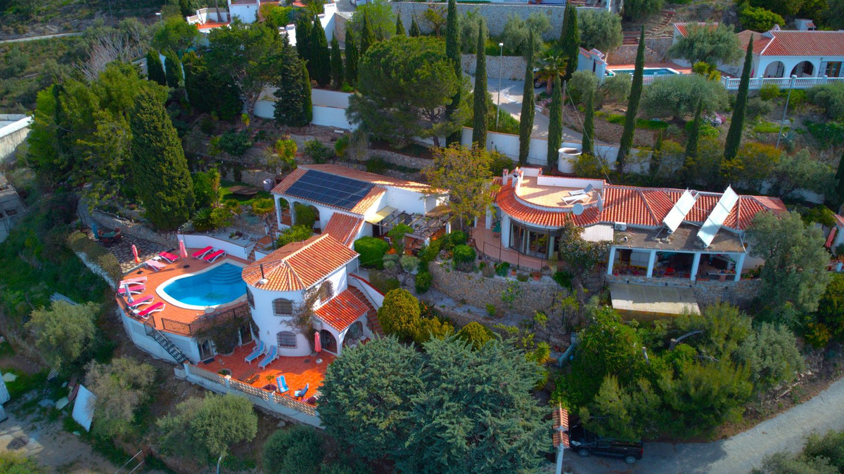 Vrijstaande Villa in Cómpeta-1