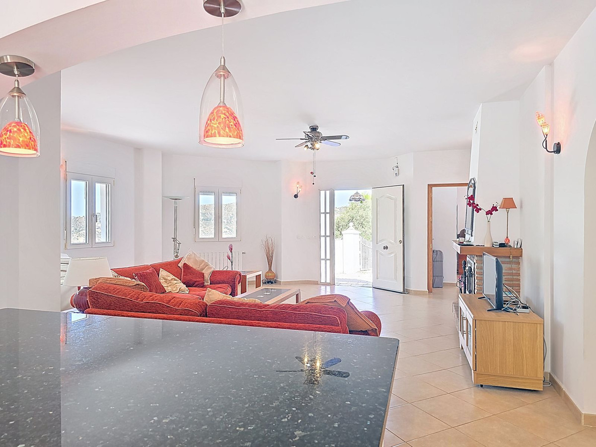 Huis te koop in Cómpeta | 4 slaapkamers H5035117