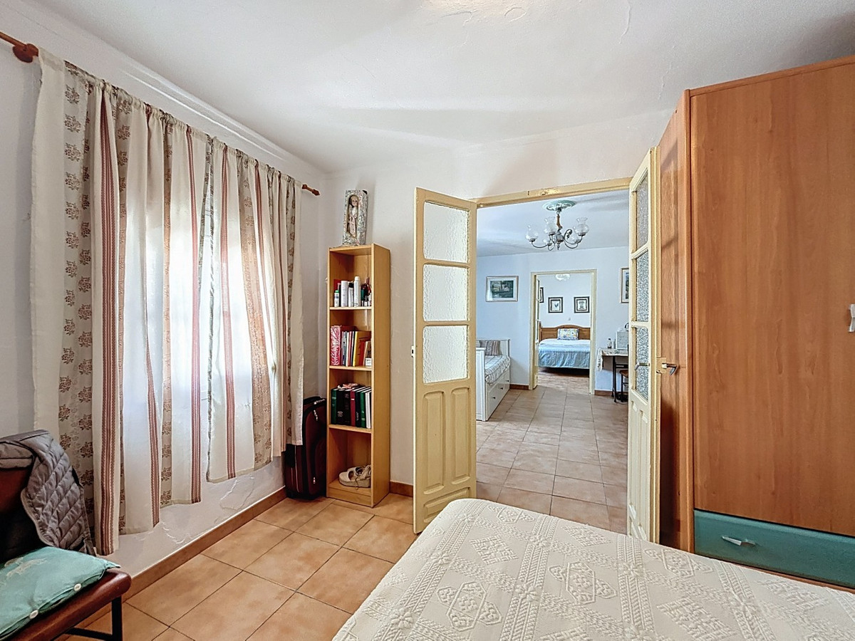 Huis te koop in Cómpeta | 5 slaapkamers H5072533