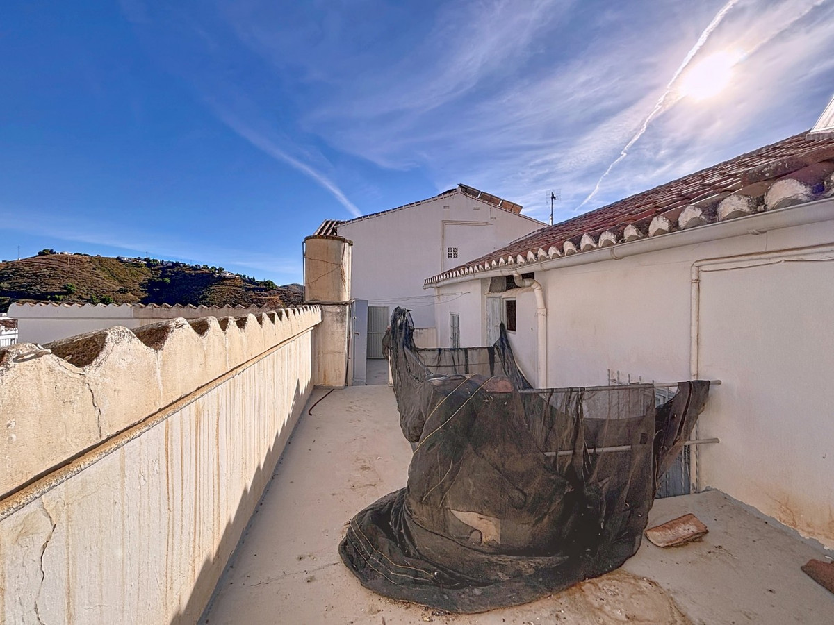 Huis te koop in Cómpeta | 8 slaapkamers H5164309