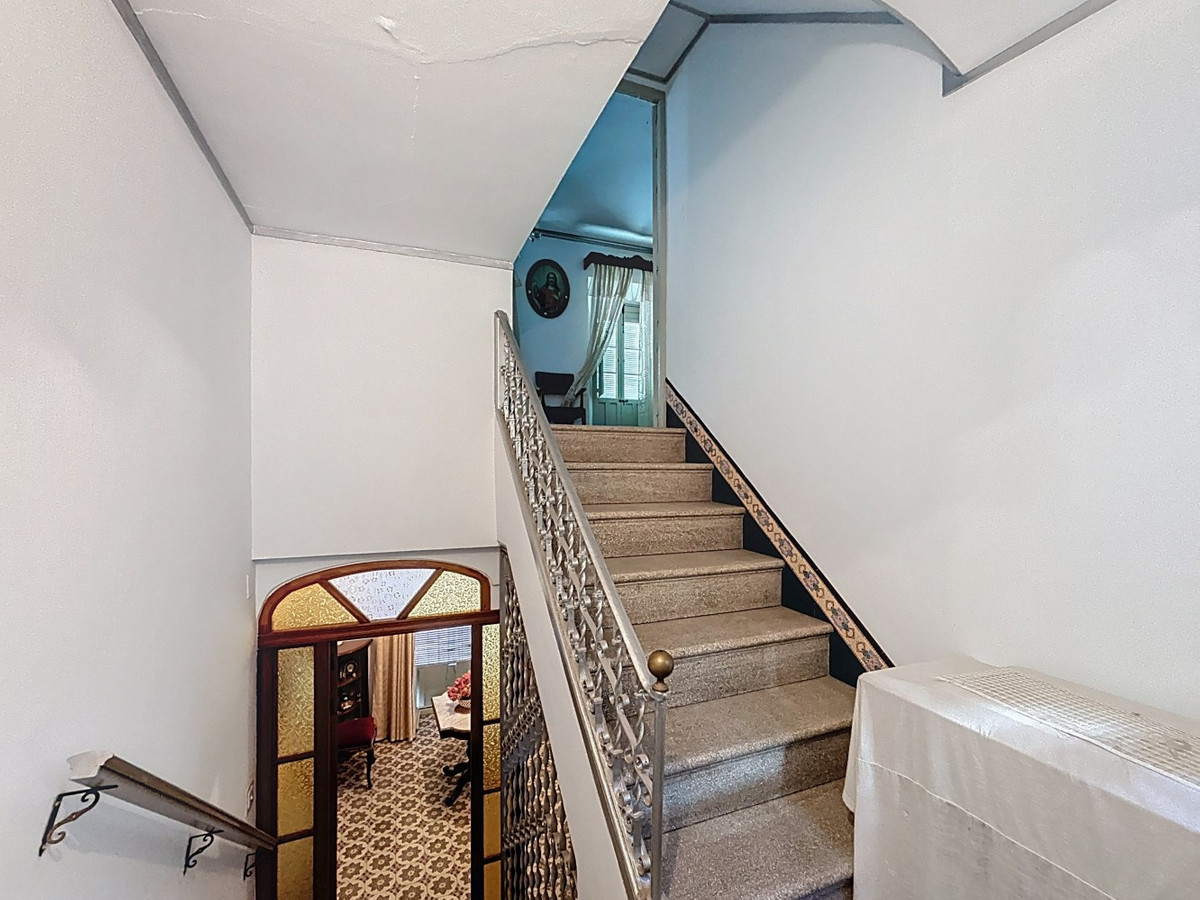 Huis te koop in Cómpeta | 8 slaapkamers H5164309