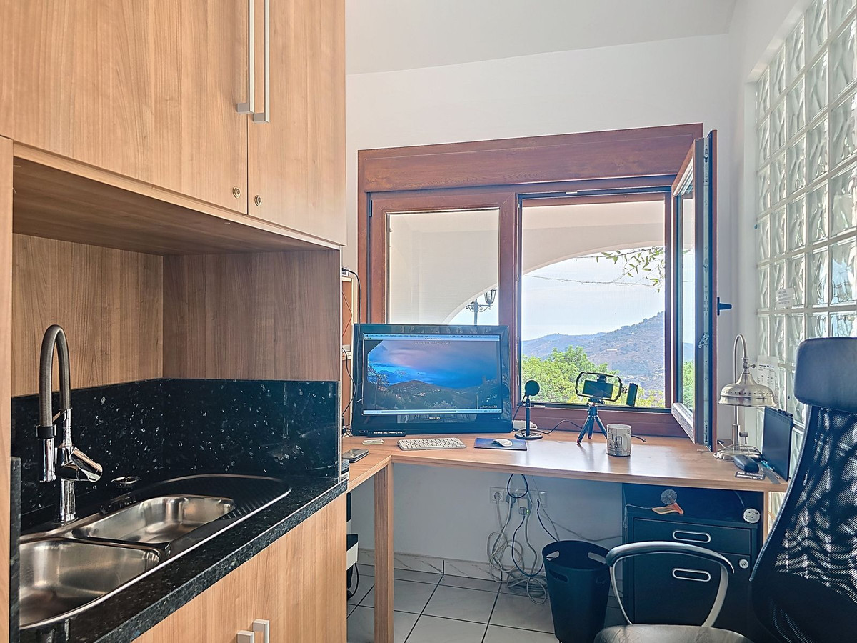 Huis te koop in Cómpeta | 4 slaapkamers H5164996