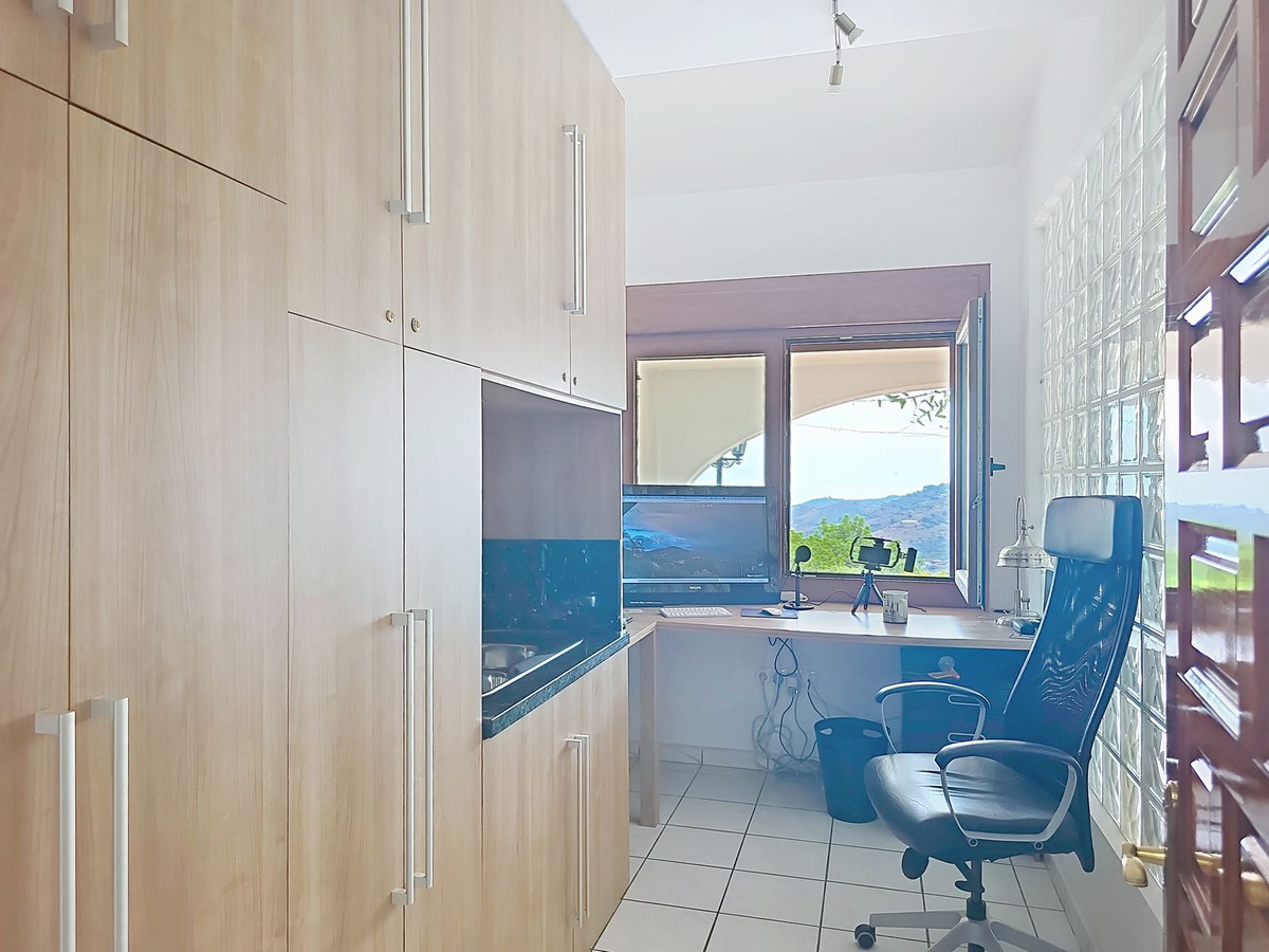 Huis te koop in Cómpeta | 4 slaapkamers H5164996