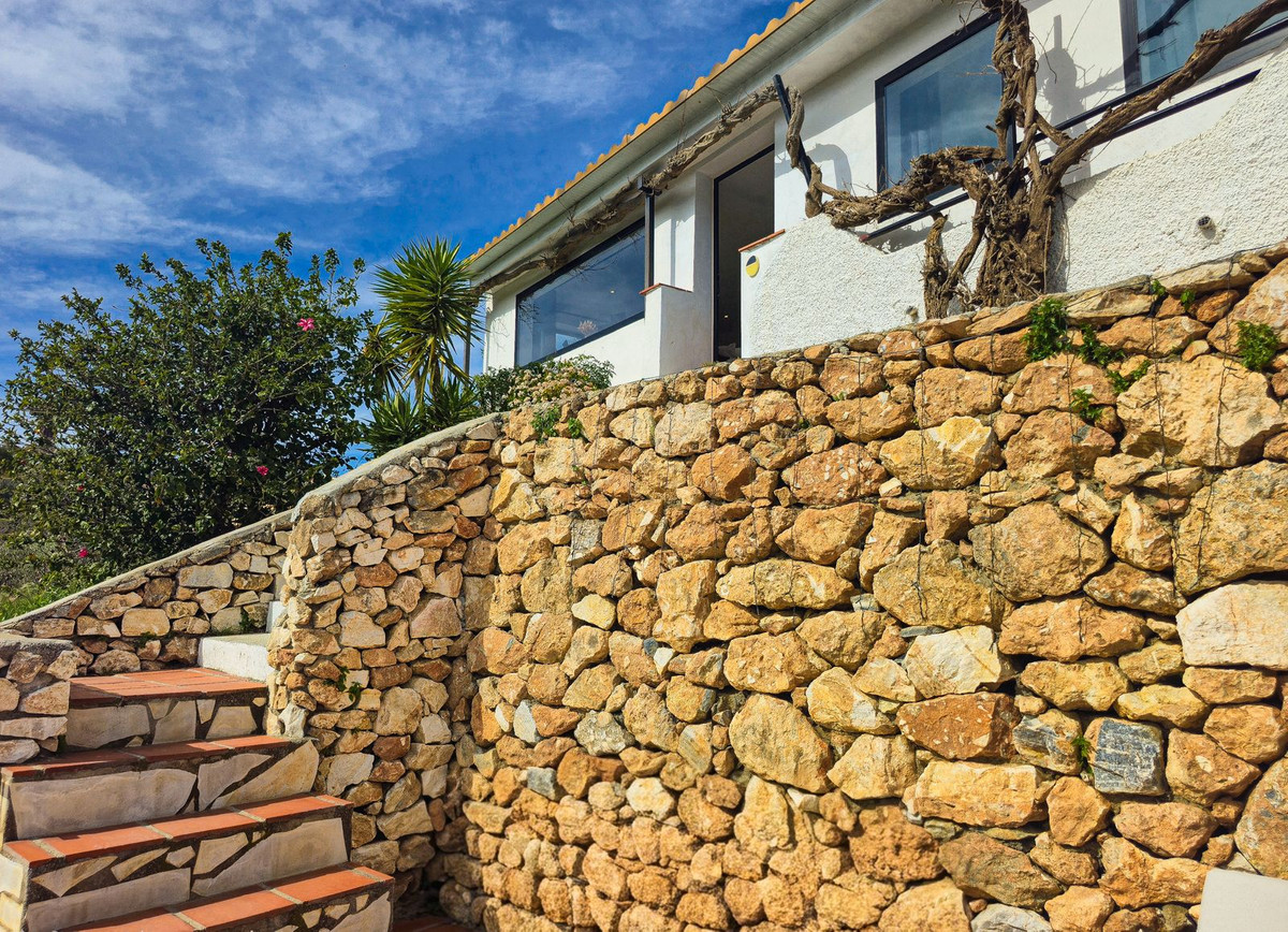 Property main view 32