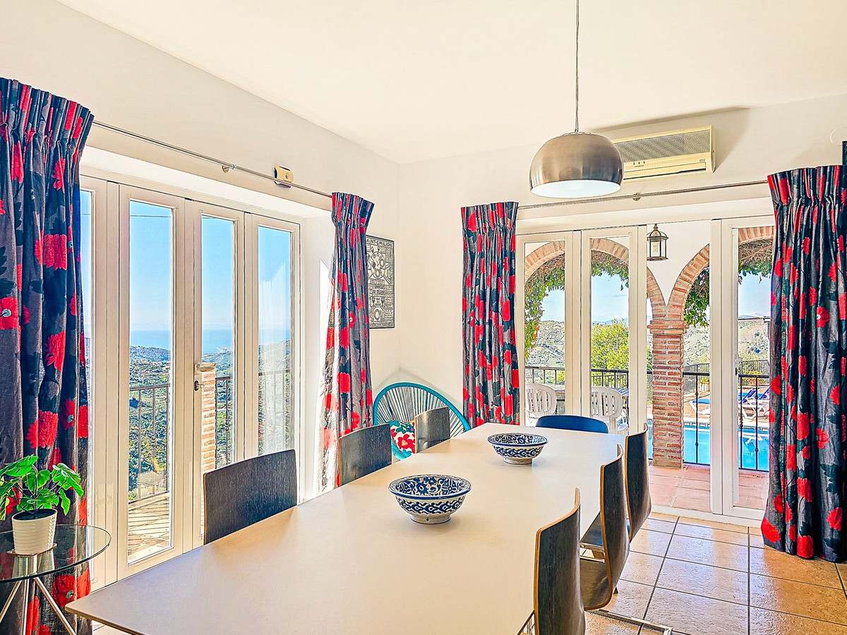 Huis te koop in Cómpeta | 5 slaapkamers H5321845