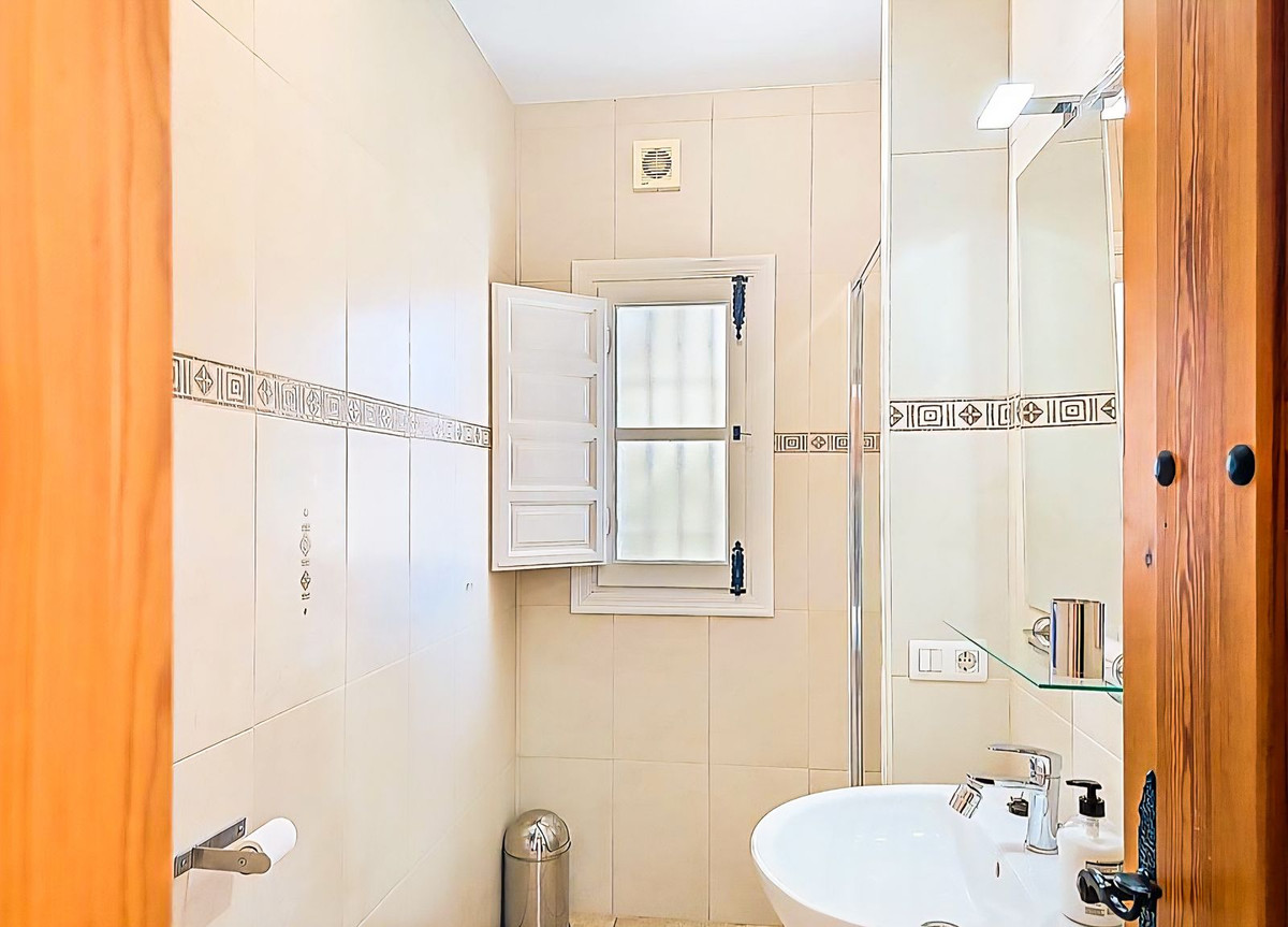 Huis te koop in Cómpeta | 5 slaapkamers H5321845