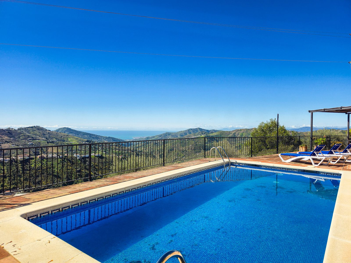 Huis te koop in Cómpeta | 5 slaapkamers H5321845