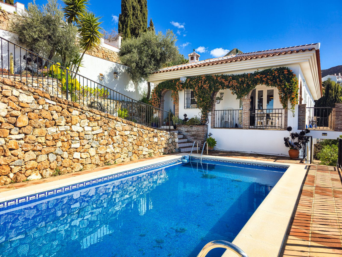 Huis te koop in Cómpeta | 5 slaapkamers H5321845